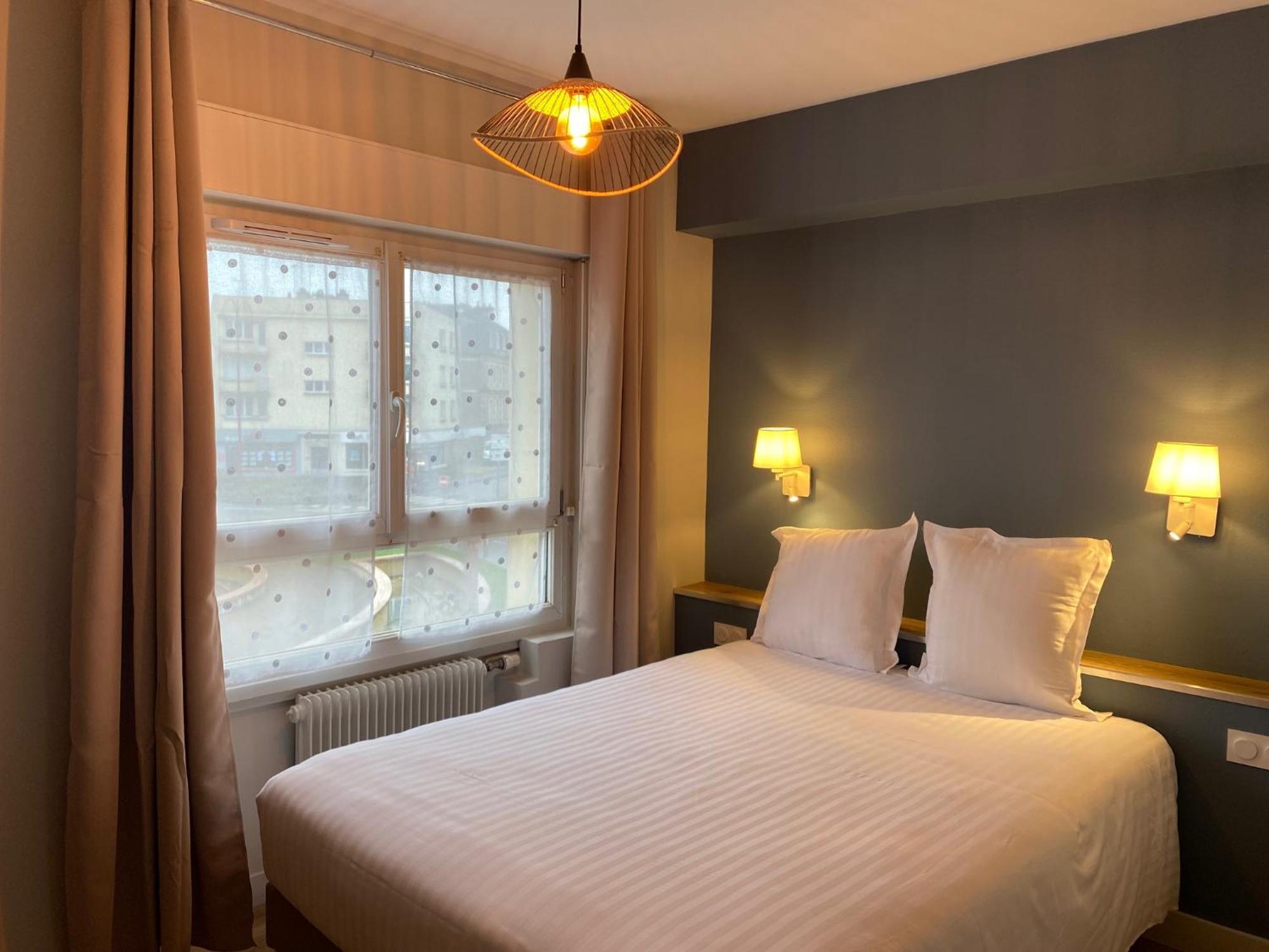 Hotel De Bretagne Fougères Kültér fotó