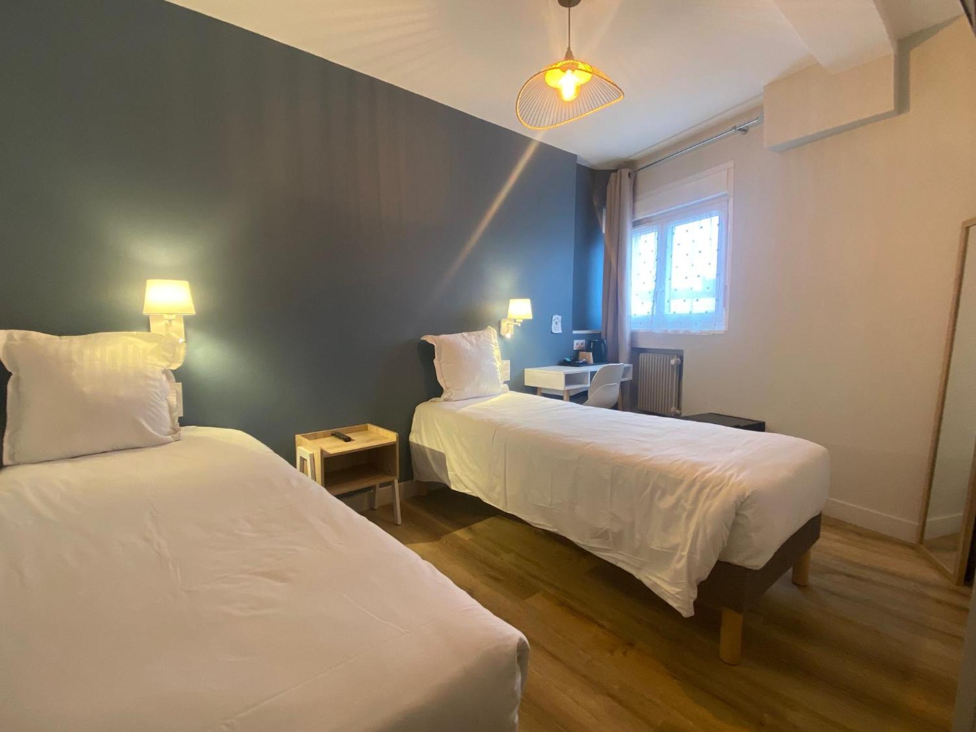 Hotel De Bretagne Fougères Kültér fotó